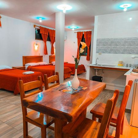 Suites En El Centro Puerto Ayora  Exterior foto