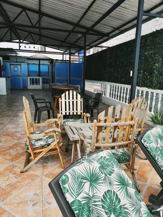 Suites En El Centro Puerto Ayora  Exterior foto